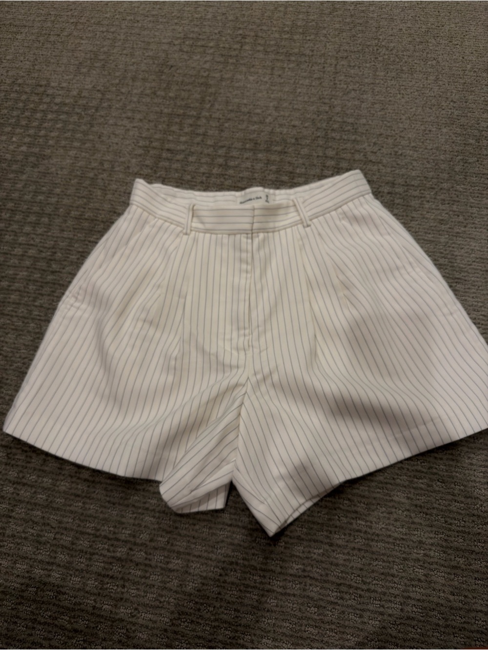 Abercrombie & Fitch White Pinstripe High-Waist Women's Shorts